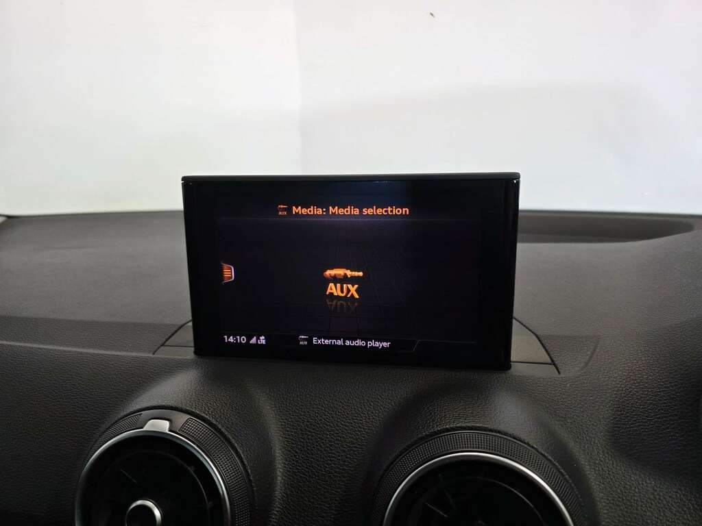 Audi Q2 1.4 Tfsi Edition 1 S Tronic Grey #27