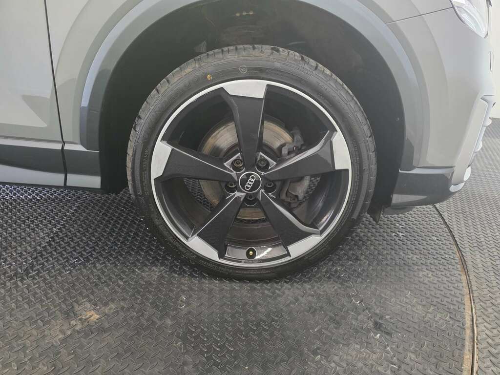 Audi Q2 1.4 Tfsi Edition 1 S Tronic Grey #70