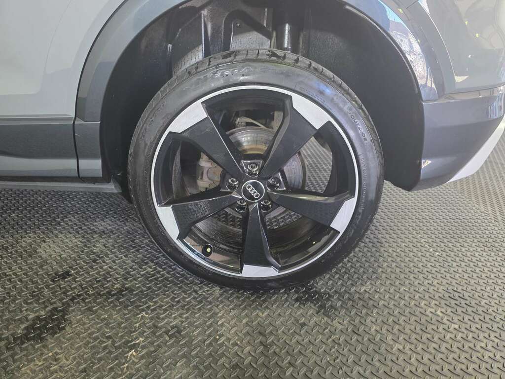 Audi Q2 1.4 Tfsi Edition 1 S Tronic Grey #68