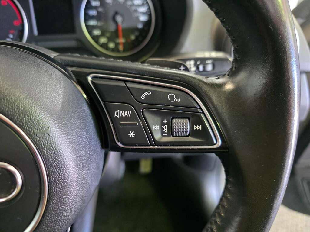 Audi Q2 1.4 Tfsi Edition 1 S Tronic Grey #13