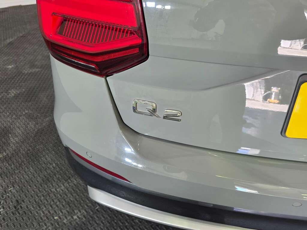 Audi Q2 1.4 Tfsi Edition 1 S Tronic Grey #54