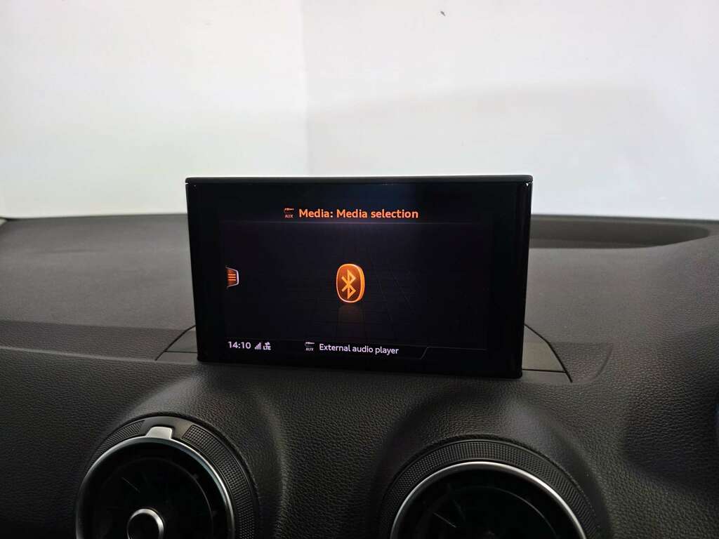 Audi Q2 1.4 Tfsi Edition 1 S Tronic Grey #28