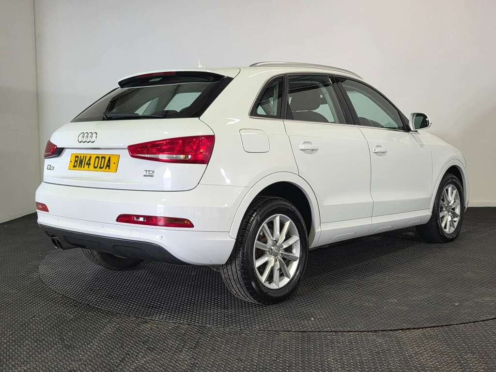 Audi Q3 Q3 Rsq3 Tfsi Quattro Red #7