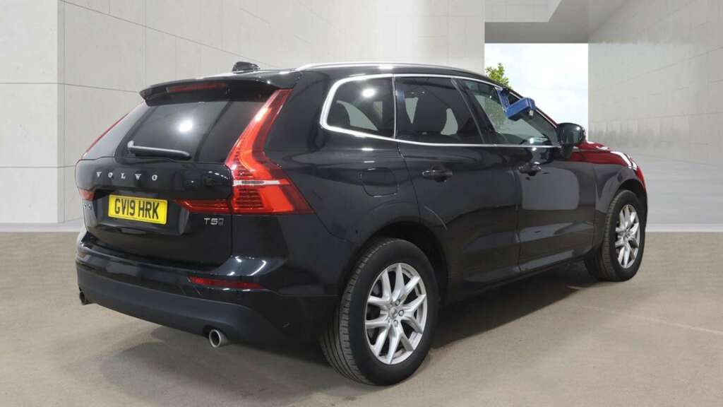 Volvo XC60 2.0 T5 Momentum Pro Suv Awd Euro 6 Black #4