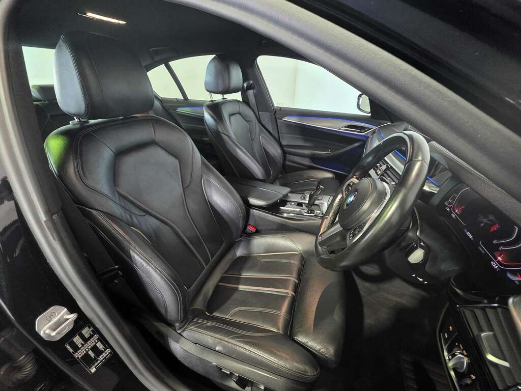 BMW 5 Series M Sport White #12
