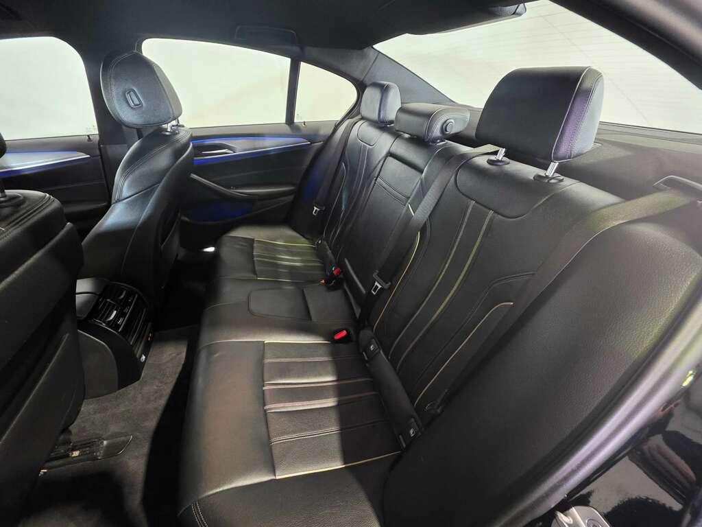 BMW 5 Series M Sport White #44