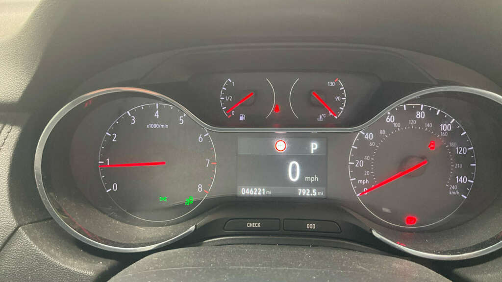 Vauxhall Grandland X Tech Line Nav White #12