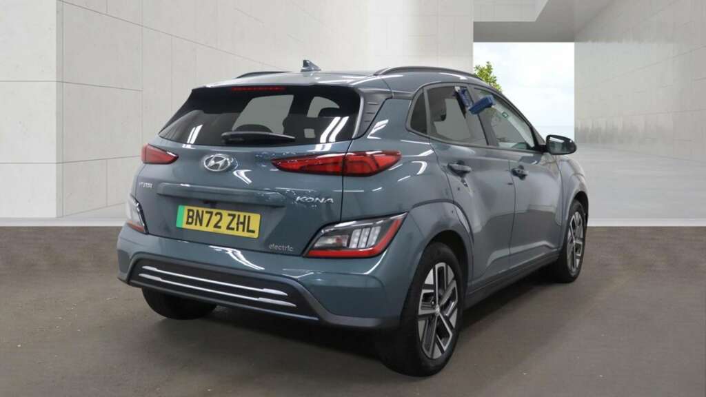 Hyundai Kona 64Kwh Premium Suv 10.5Kw Charge Green #4