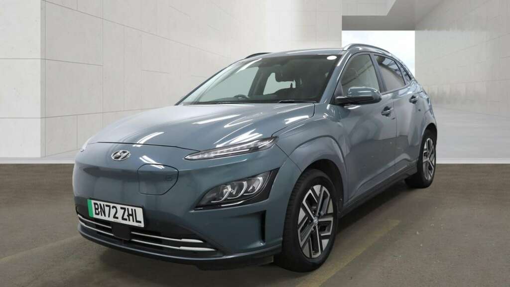 Hyundai Kona 64Kwh Premium Suv 10.5Kw Charge Green #2