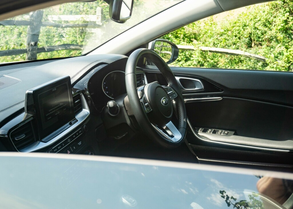 Kia Ceed 1.6 Crdi 3 2019 RN19JXZ White #5