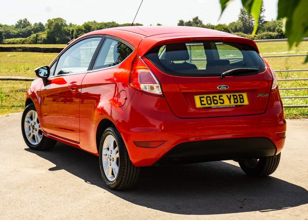 Ford Fiesta 1.5 Tdci Zetec 2015 Red #4