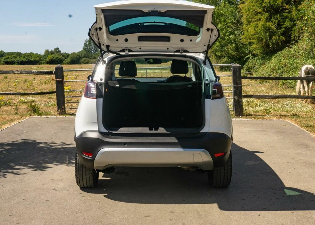 Vauxhall Crossland X Hatchback Black #38