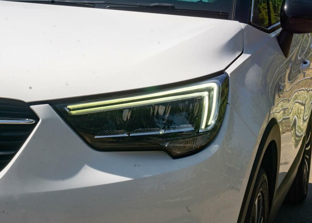 Vauxhall Crossland X Hatchback Black #13