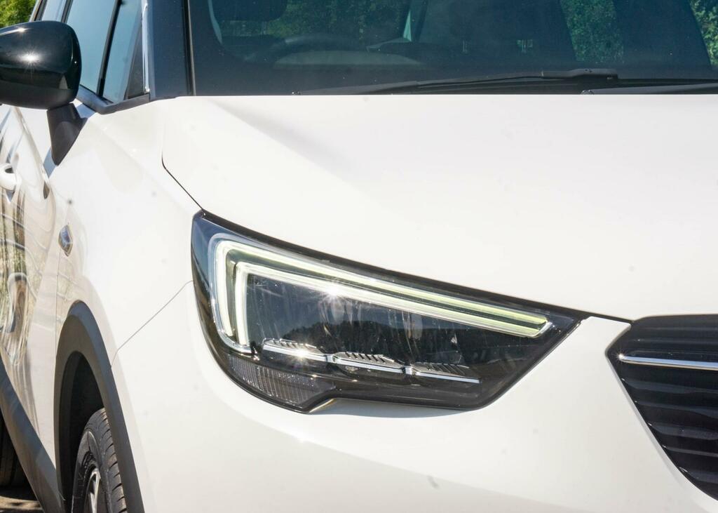Vauxhall Crossland X Hatchback Black #10