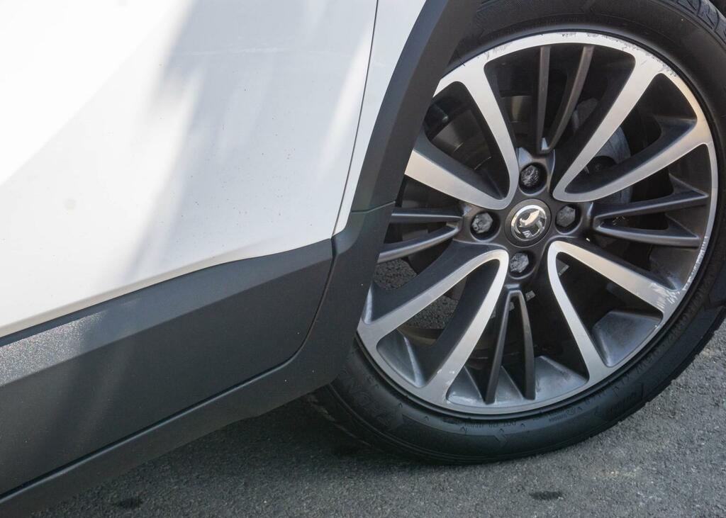 Vauxhall Crossland X Hatchback Black #20