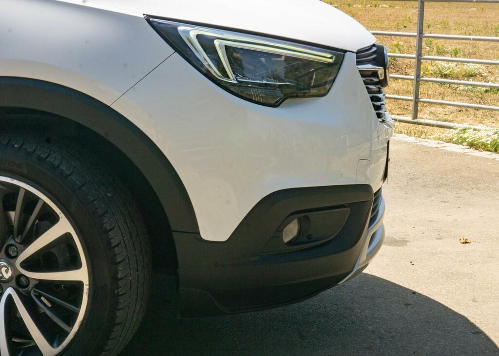 Vauxhall Crossland X Hatchback Black #30