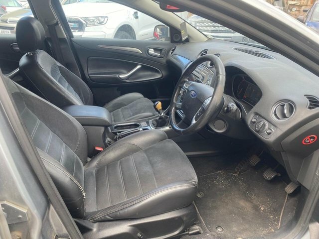 Ford Mondeo 2.0 Tivct Titanium Edition Estate Hybri White #7