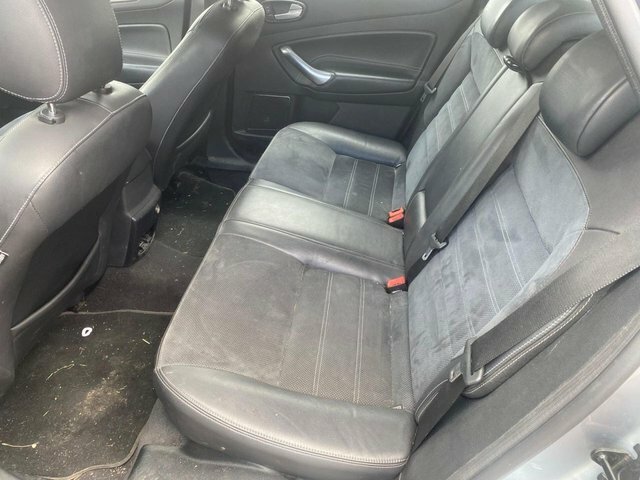 Ford Mondeo 2.0 Tivct Titanium Edition Estate Hybri White #9