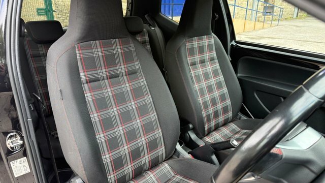 Volkswagen Up Up 2016 1.0 60Ps Move Red #13