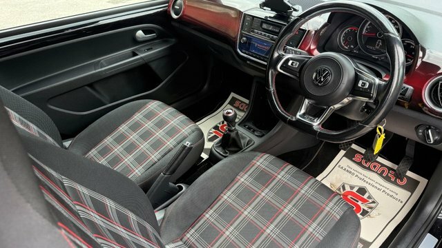 Volkswagen Up Up 2016 1.0 60Ps Move Red #12