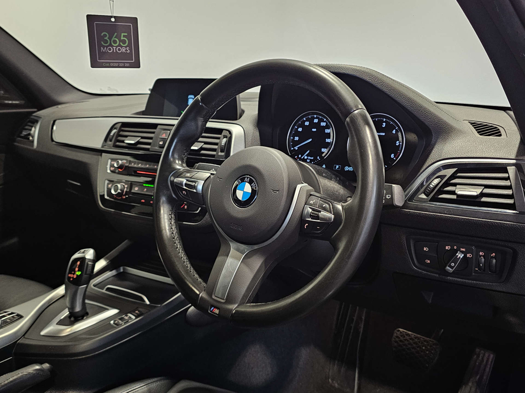 BMW 1 Series 118D M Sport Shadow Edition Hatchback BN69VCD Black #2