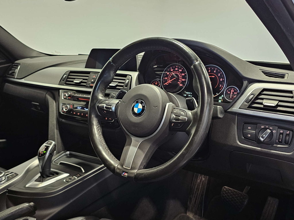BMW 3 Series M Sport Shadow Edition Saloon Euro 6 YC68RRD #2