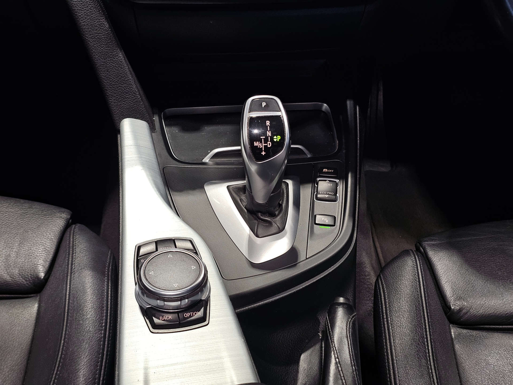 BMW 4 Series Se Beige #32