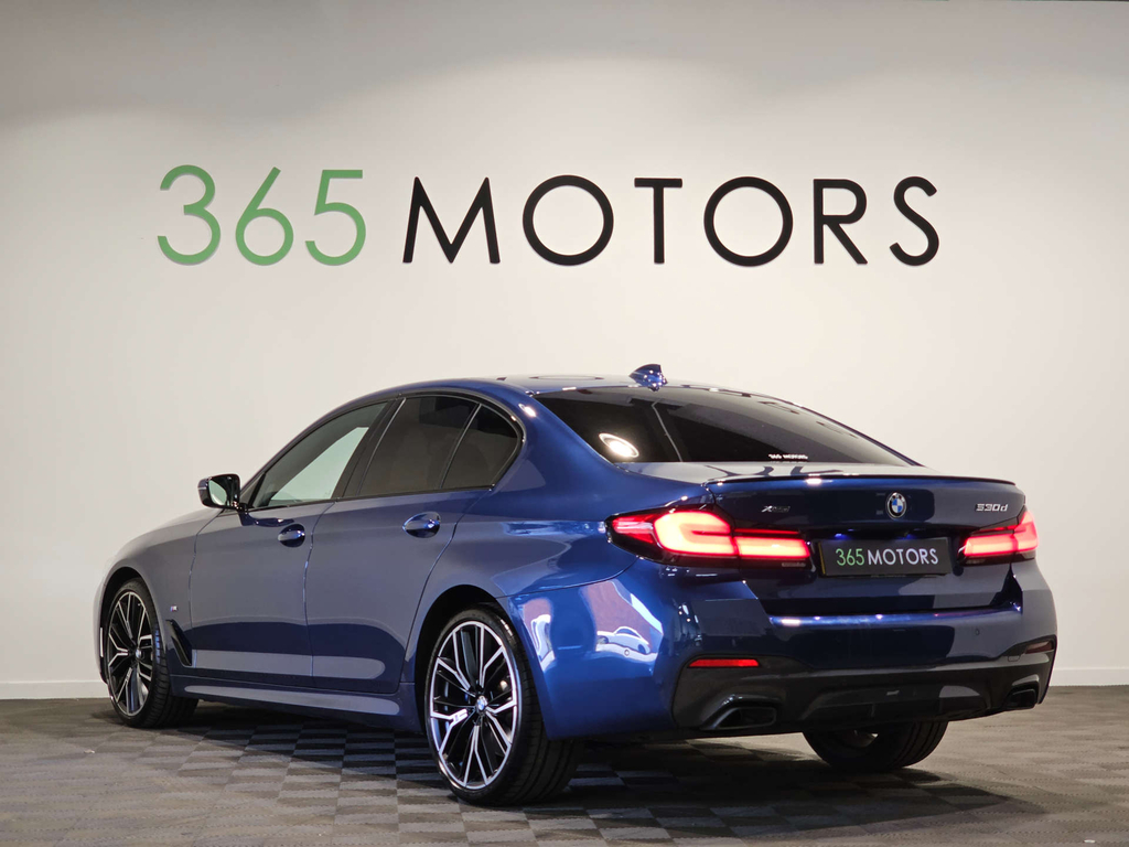 BMW 5 Series 530D Mht M Sport Saloon Hybrid Steptronic X Blue #2