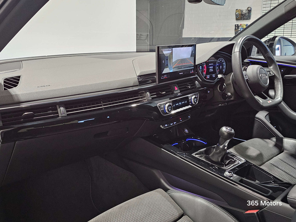 Audi A4 Tfsi 35 Black Edition Saloon Euro 6  #3