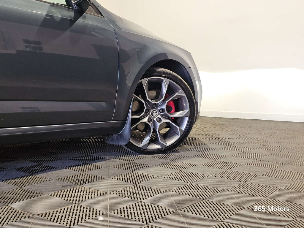 Skoda Octavia Vrs Tdi Dsg Red #20