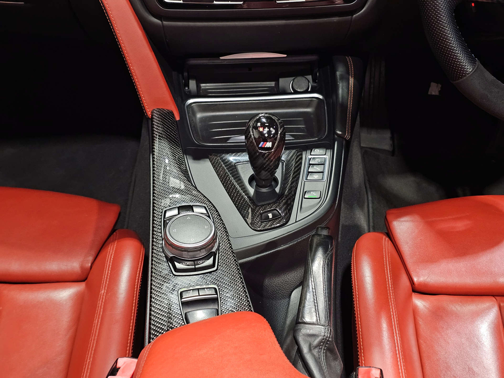 BMW M4 Biturbo Coupe White #39