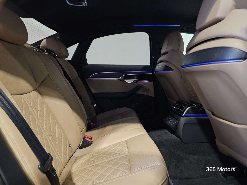 Audi A8 3.0 Tdi V6 50 Saloon Tiptronic Quattro Silver #19