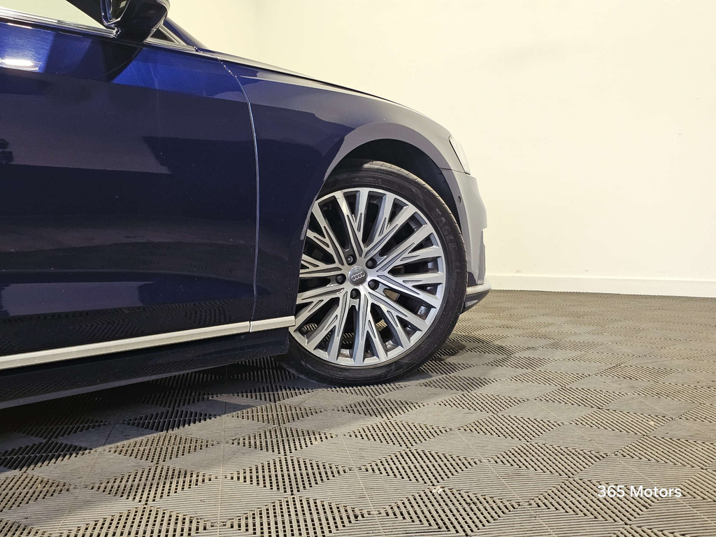 Audi A8 3.0 Tdi V6 50 Saloon Tiptronic Quattro Silver #33
