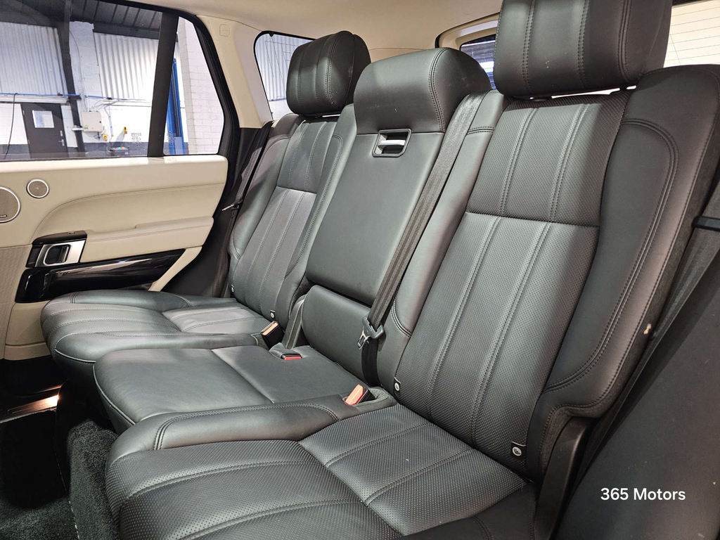 Land Rover Range Rover Range Rover Vogue Tdv6 White #9
