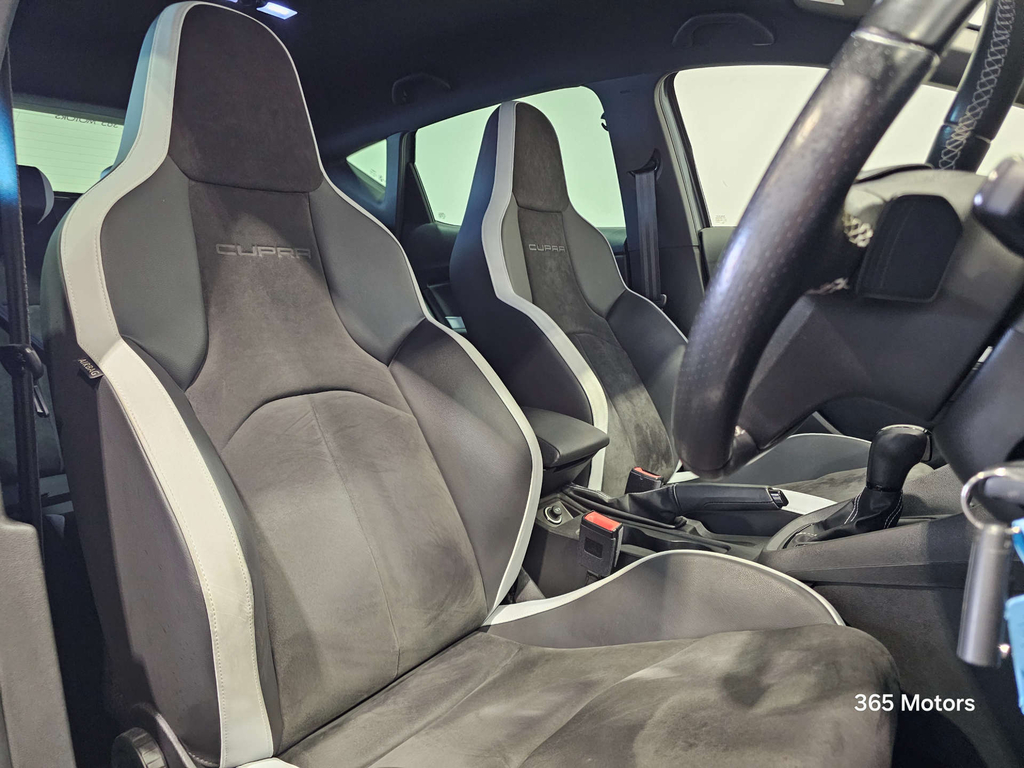 Seat Leon Cupra 290 Black Hatchback Dsg Euro 6 Ss #4