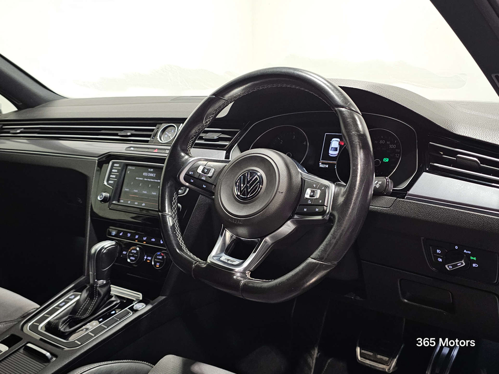 Volkswagen Passat Bluemotion Tech R-line Saloon Dsg Euro 6 S  #2