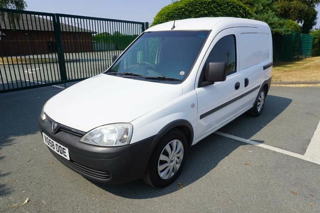 Vauxhall Combo 2000 1.3Cdti 16V 5 Seater Crew Van Mpv 76K Low Mil Red #3