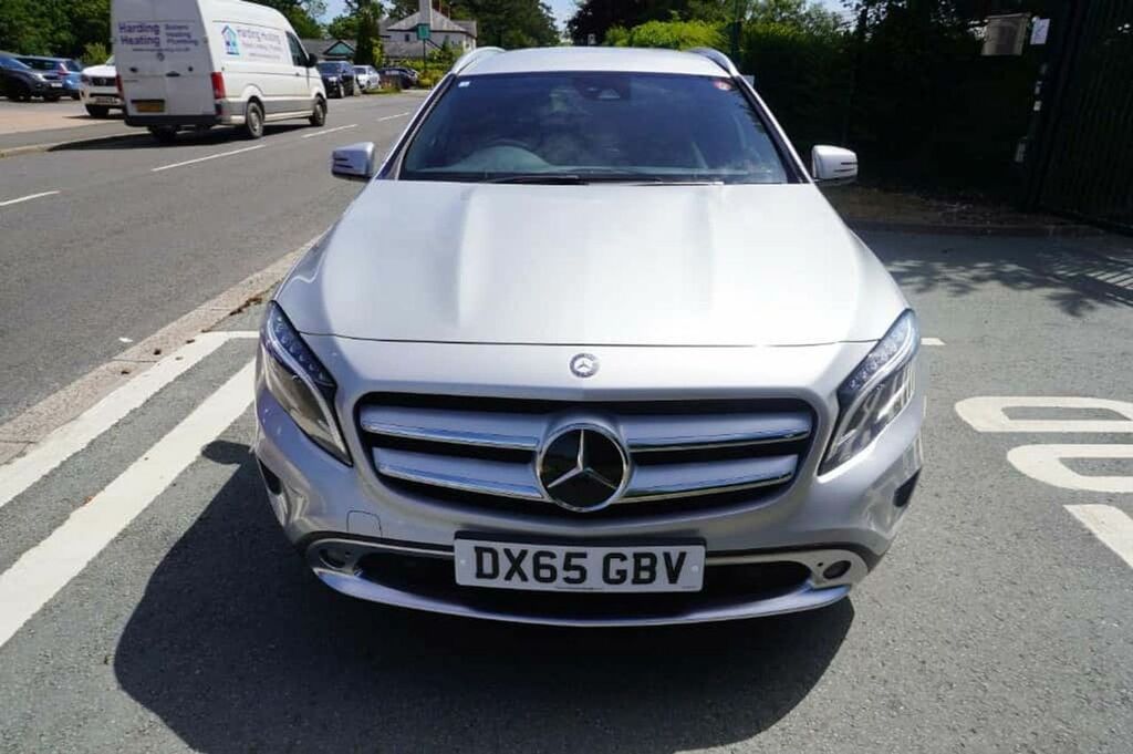 Mercedes-Benz GLA Class 250 4Matic...only 19233 Miles Silver #2