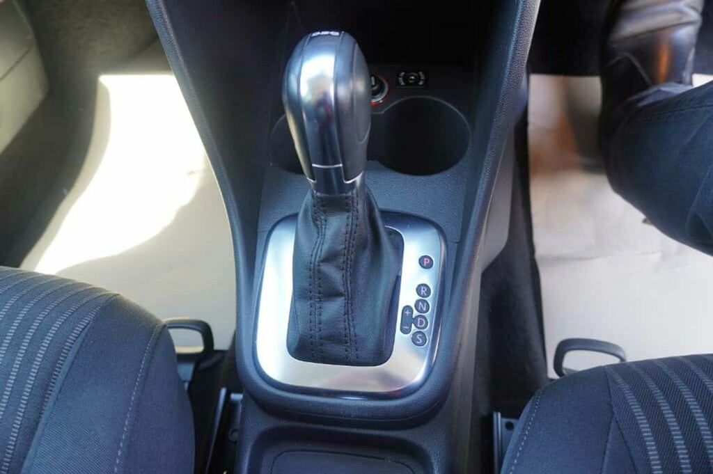 Volkswagen Polo 1.2 Match Euro 5 White #24