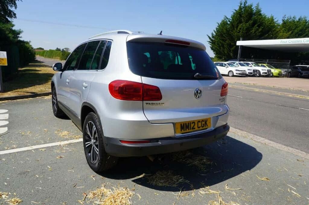 Volkswagen Tiguan 2.0 Tdi Bluemotion Tech Sport 2Wd Full Hi Black #5