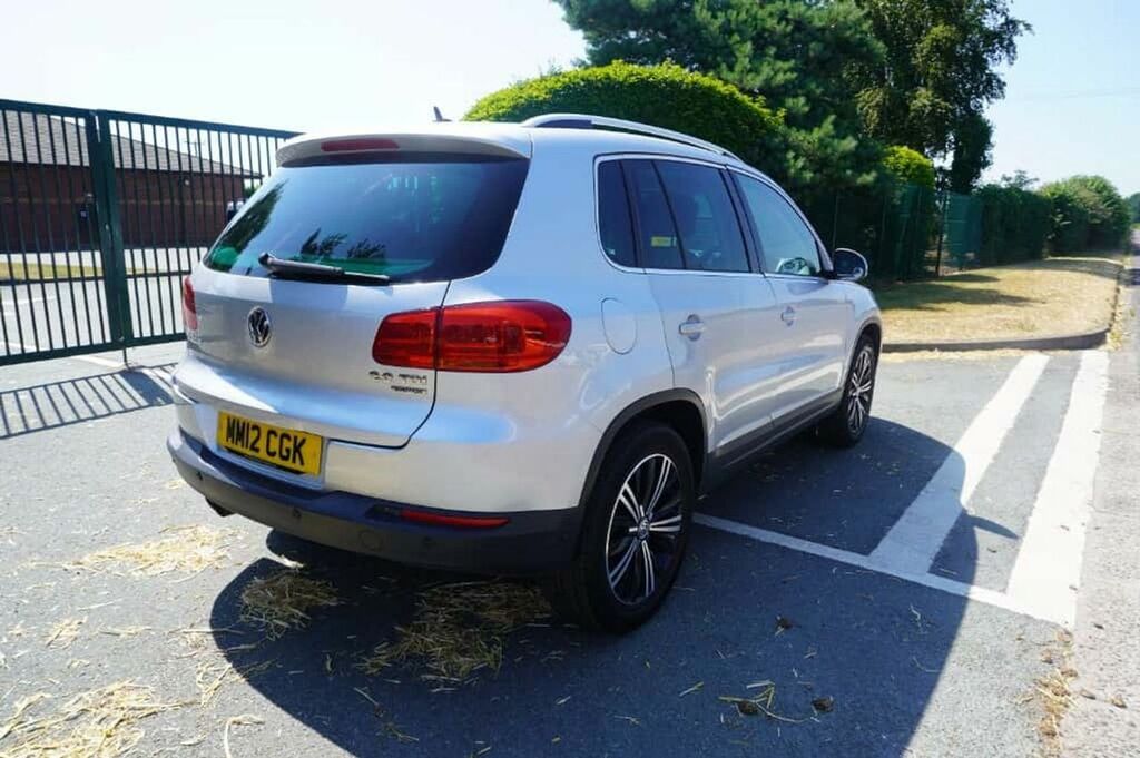 Volkswagen Tiguan 2.0 Tdi Bluemotion Tech Sport 2Wd Full Hi Black #7