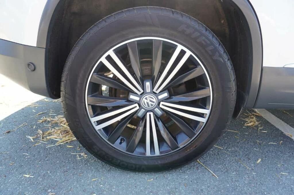 Volkswagen Tiguan 2.0 Tdi Bluemotion Tech Sport 2Wd Full Hi Black #9