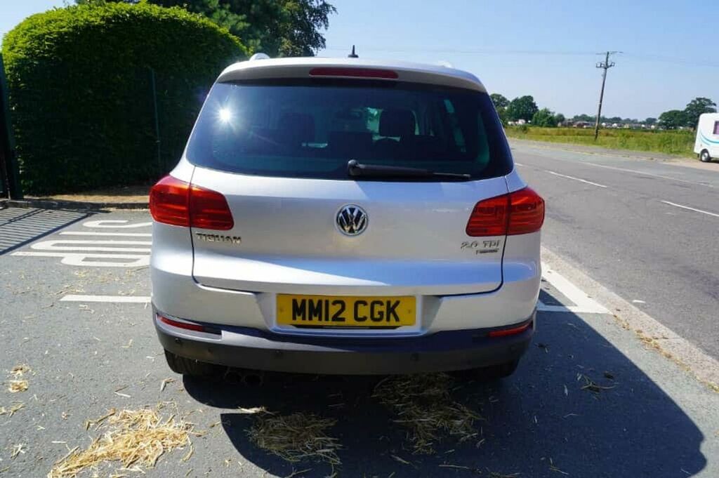 Volkswagen Tiguan 2.0 Tdi Bluemotion Tech Sport 2Wd Full Hi Black #6