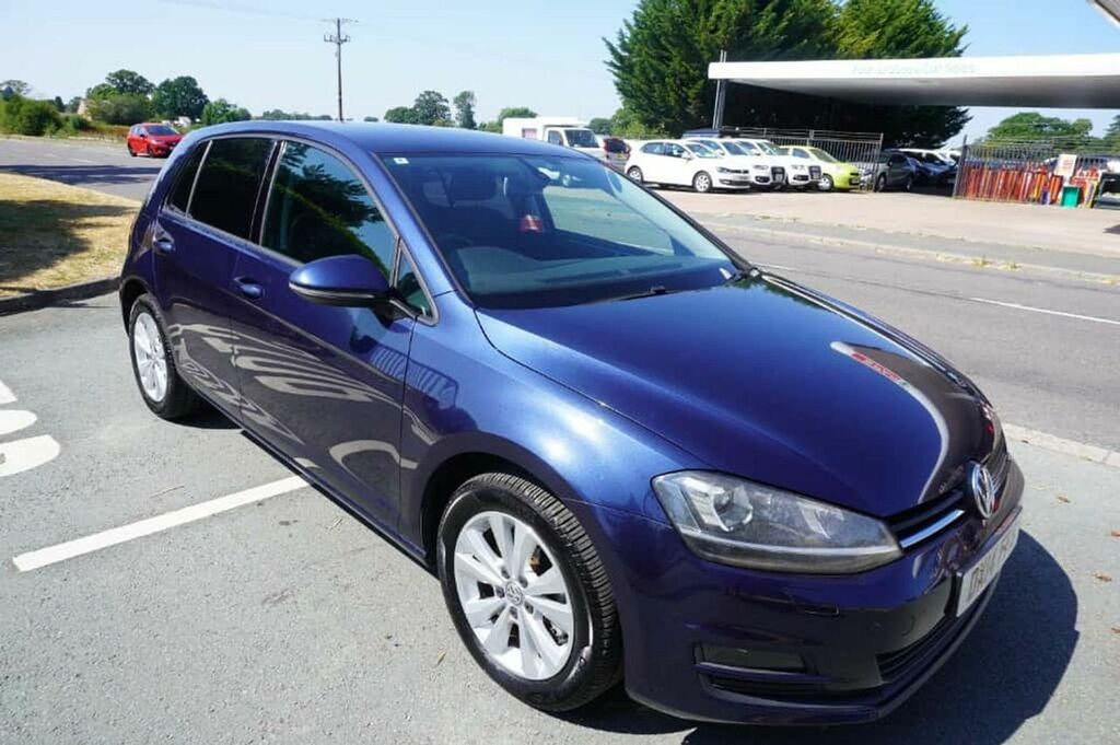 Volkswagen Golf 1.2 Bluemotion 17077 Miles Blue