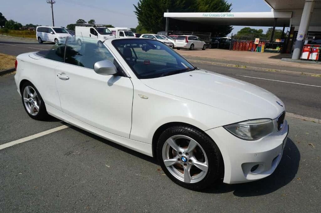 BMW 1 Series 2.0 118D Blue #1