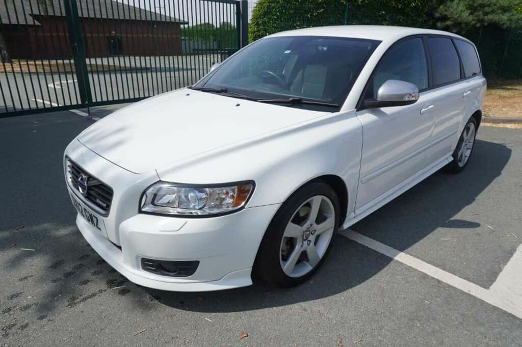 Volvo V50 R Design 2.0 23655 Miles White #3