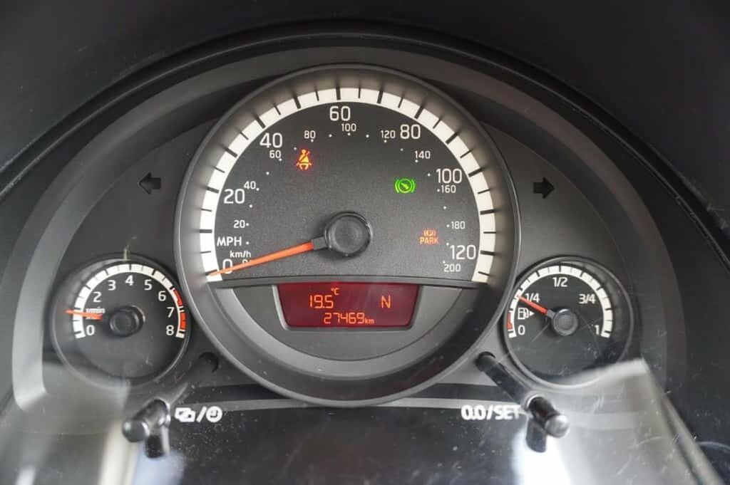 Volkswagen Up Hatchback Asg Silver #15