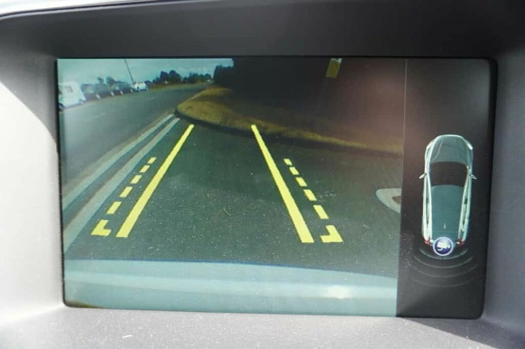Volvo V40 D4 R-design Lux Nav Winter Packpark Cameradrive Black #12