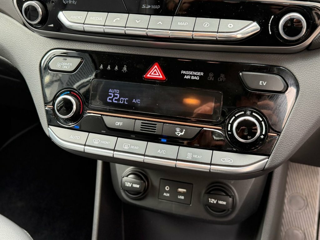 Hyundai Ioniq H-gdi Premium Se Hatchback Black #9