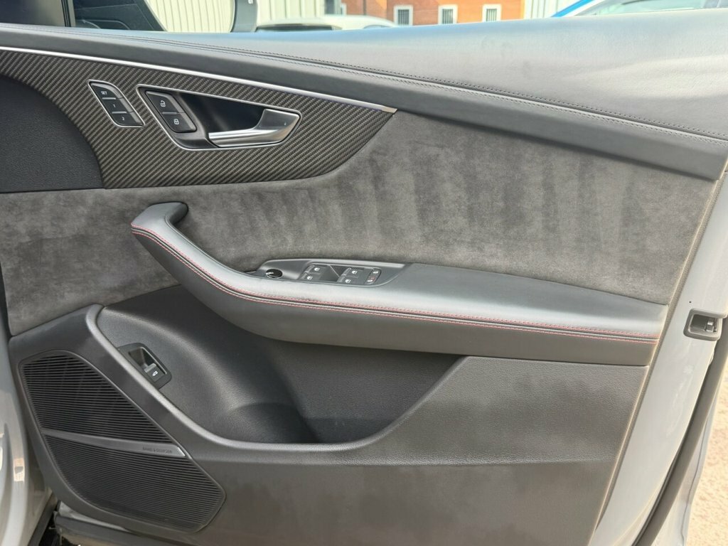 Audi RSQ8 Rs Tfsi Quattro Carbon Black Blue #31